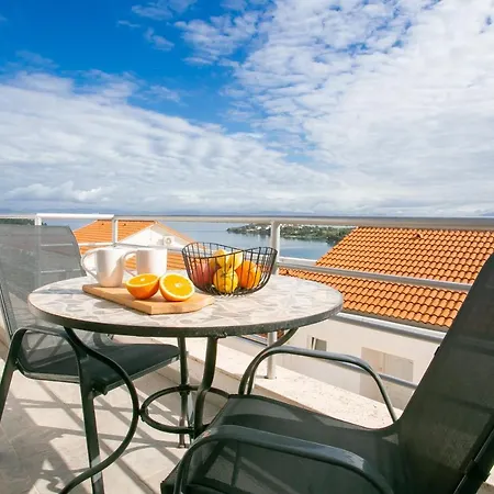 Vallissurda Apartmán Nečujam