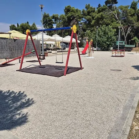 Vallissurda Nečujam