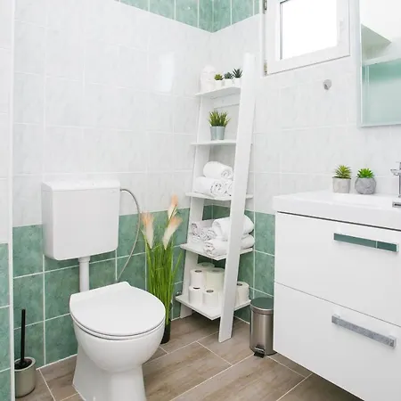 Vallissurda Nečujam