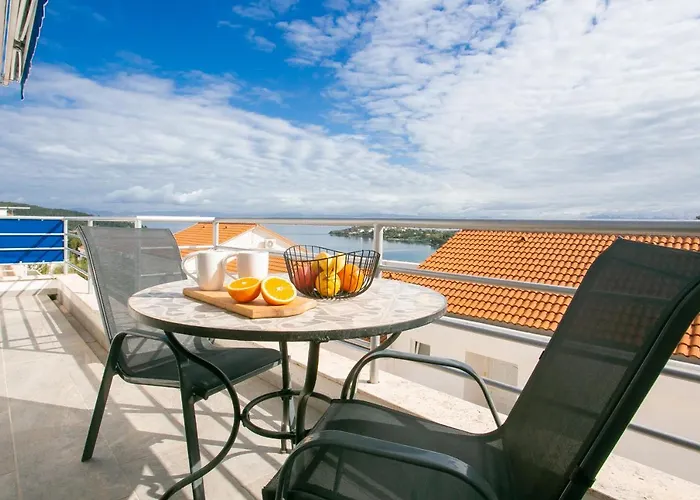 Vallissurda Apartman Nečujam